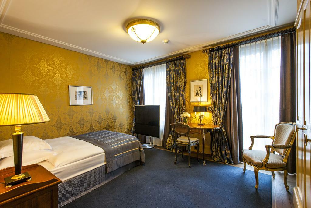 Grand Hotel Les Trois Rois Basilea Camera foto