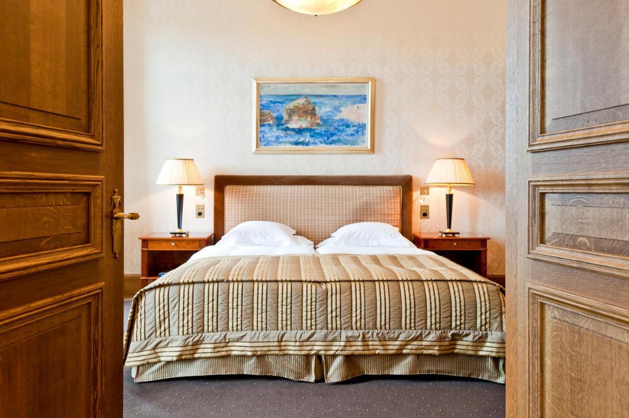 Grand Hotel Les Trois Rois Basilea Camera foto